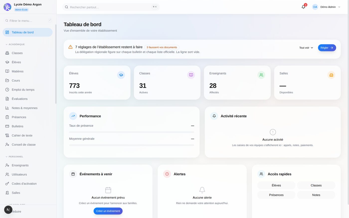 Argon dashboard: 773 students, 31 classes, 28 teachers.